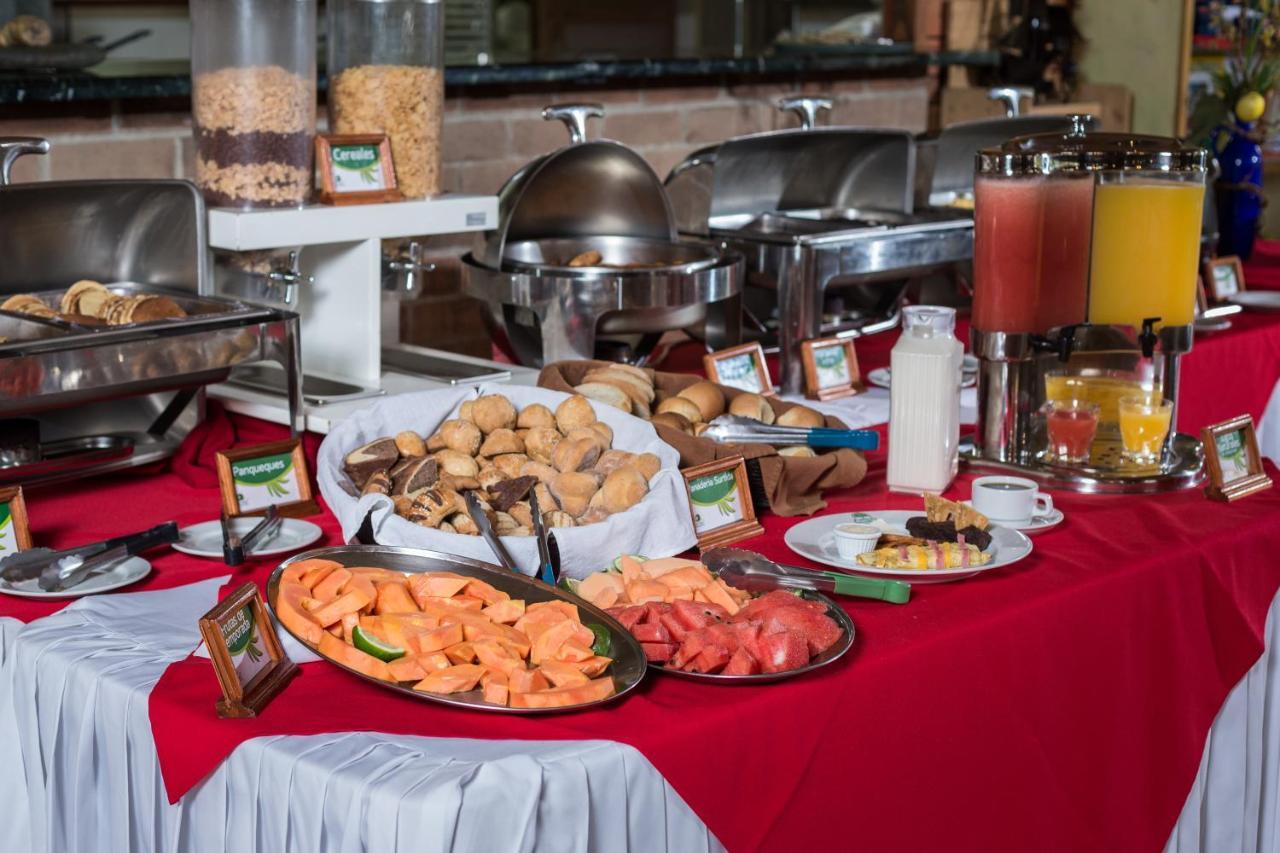 Park Hotel Santa Cruz Verapaz Εξωτερικό φωτογραφία